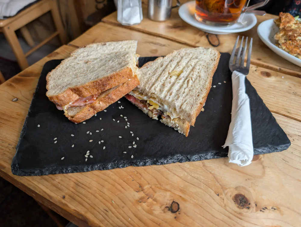 Breakfast Sandwich